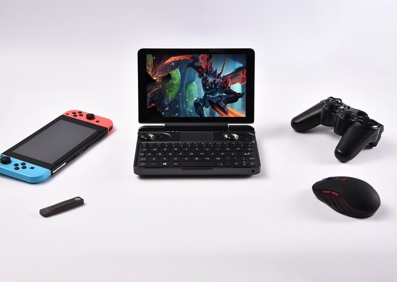 越来越看不懂了！打游戏的本子，做小点儿不行吗？