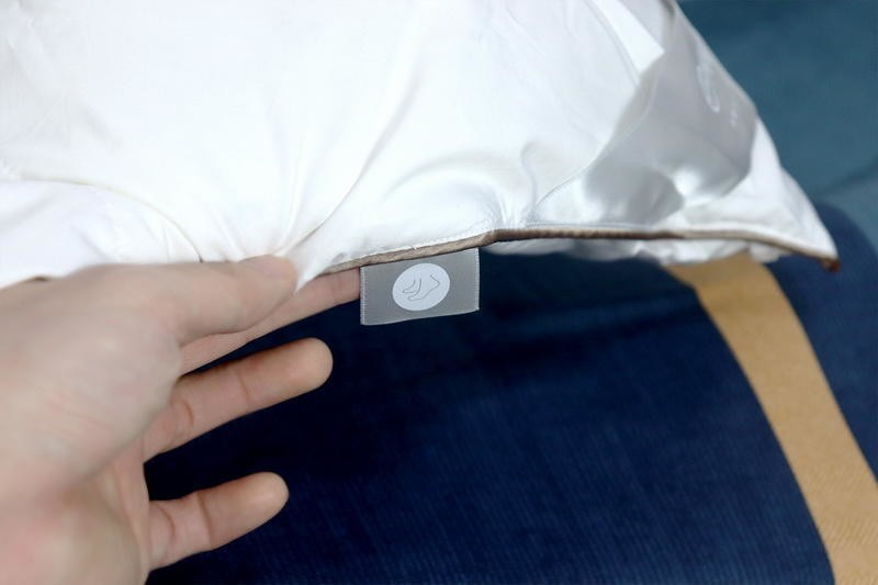 怎样挑选一条好的羽绒被？网易严选95%白鹅绒，保暖不闷睡得香