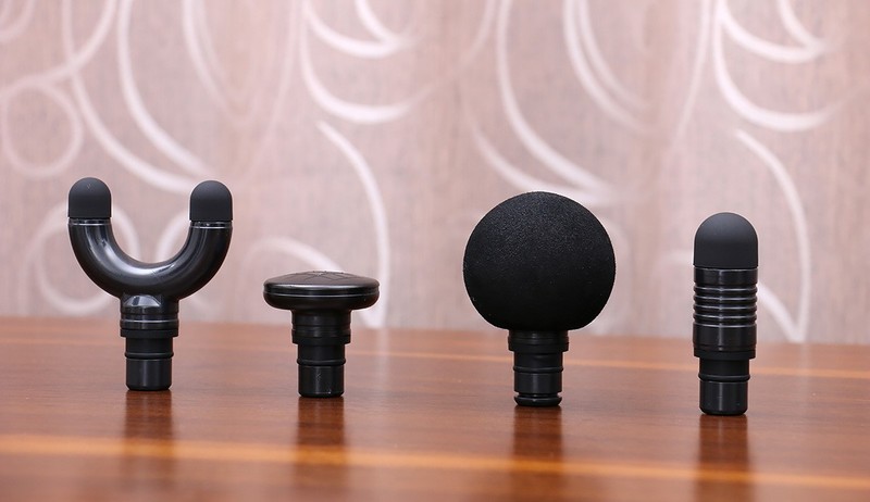 随身智能按摩师，菠萝君 BOOSTER MINI 2 智能筋膜枪开箱