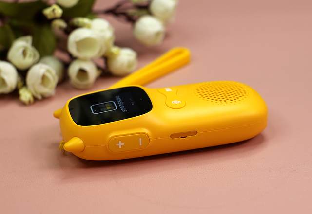 助力孩子背单词，牛听听超记牛反复诵读更高效