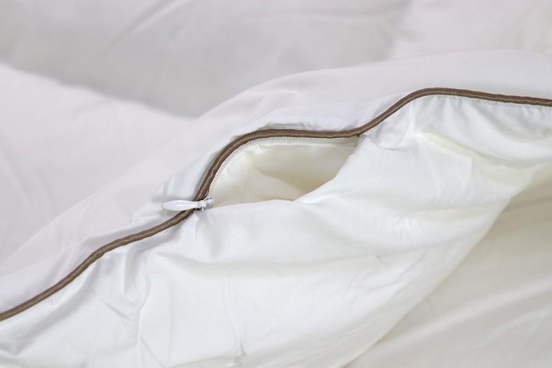 怎样挑选一条好的羽绒被？网易严选95%白鹅绒，保暖不闷睡得香