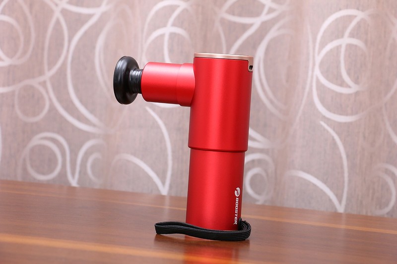 随身智能按摩师，菠萝君 BOOSTER MINI 2 智能筋膜枪开箱