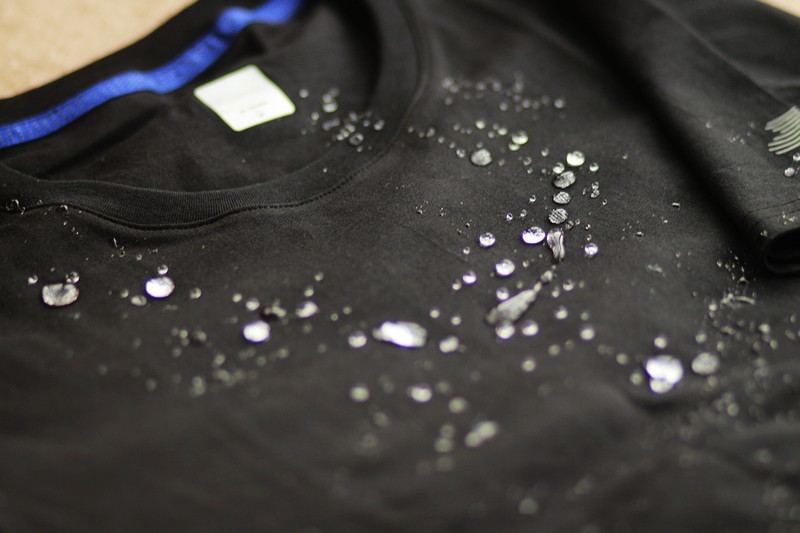 黑科技 素湃纯棉疏水抗污短袖T恤