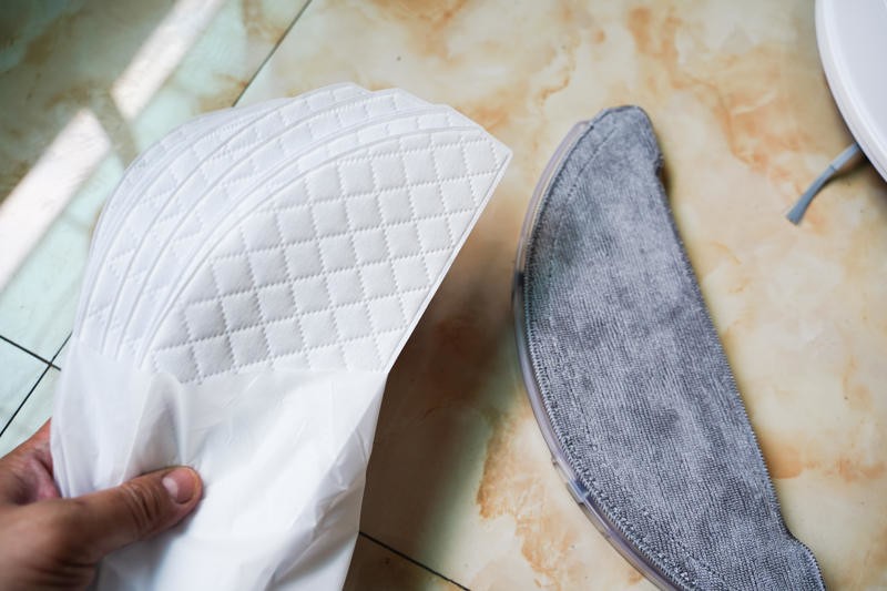 扫，拖，集尘，一气呵成！清易集尘扫拖机器人体验