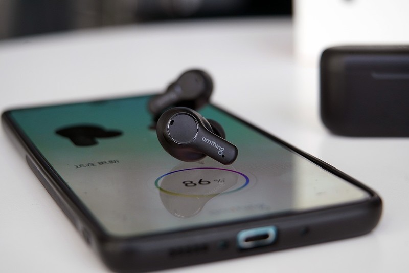 7mm动圈、4麦ENC降噪+完美佩戴体验 OMTHING AIRFREE Plus