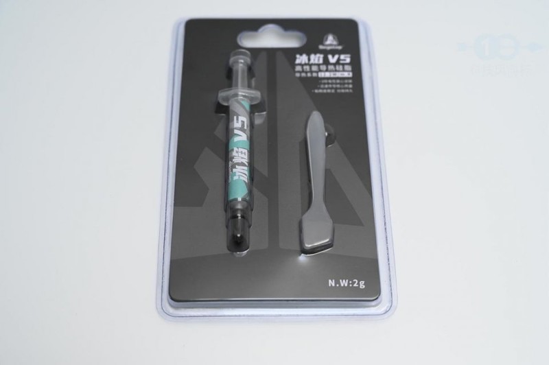 疾速导热，清爽工作，鑫谷冰焰V5导热膏体验