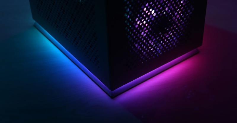 打死不装ITX主机的我再次入坑，装个高颜值RTX3070小钢炮