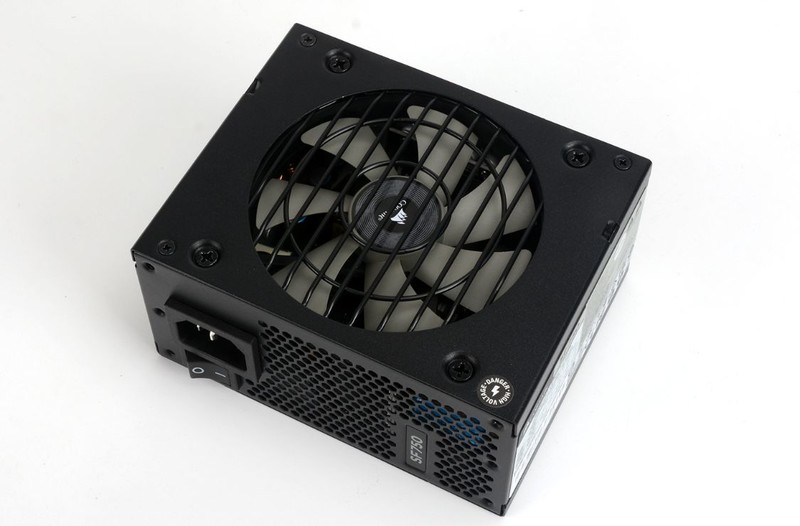 打死不装ITX主机的我再次入坑，装个高颜值RTX3070小钢炮