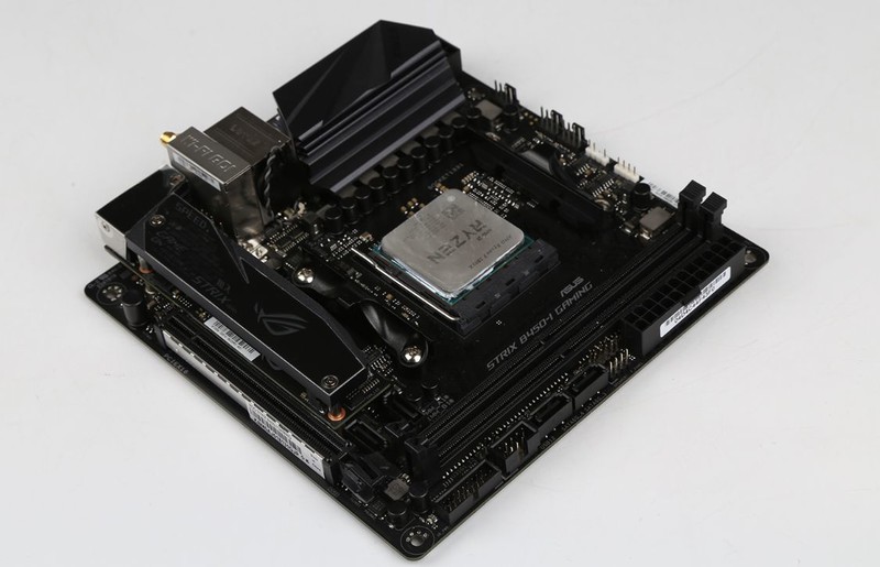 打死不装ITX主机的我再次入坑，装个高颜值RTX3070小钢炮