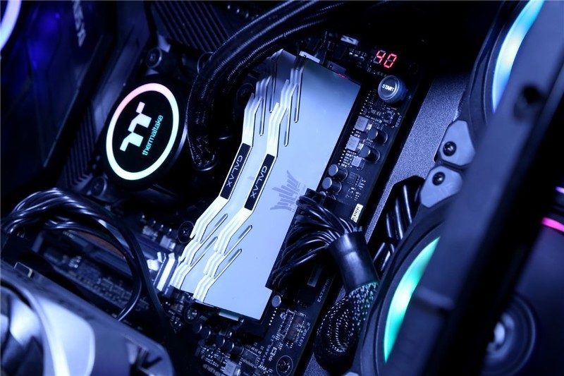 非得升级新平台？上一代9900K搭配RTX3070金属大师显卡装机实测