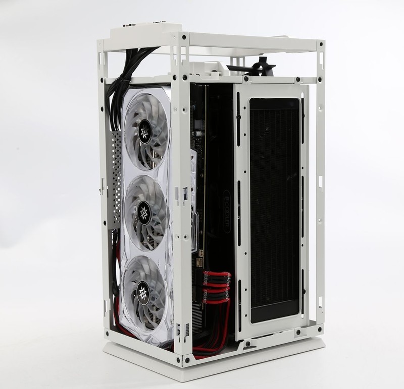 打死不装ITX主机的我再次入坑，装个高颜值RTX3070小钢炮