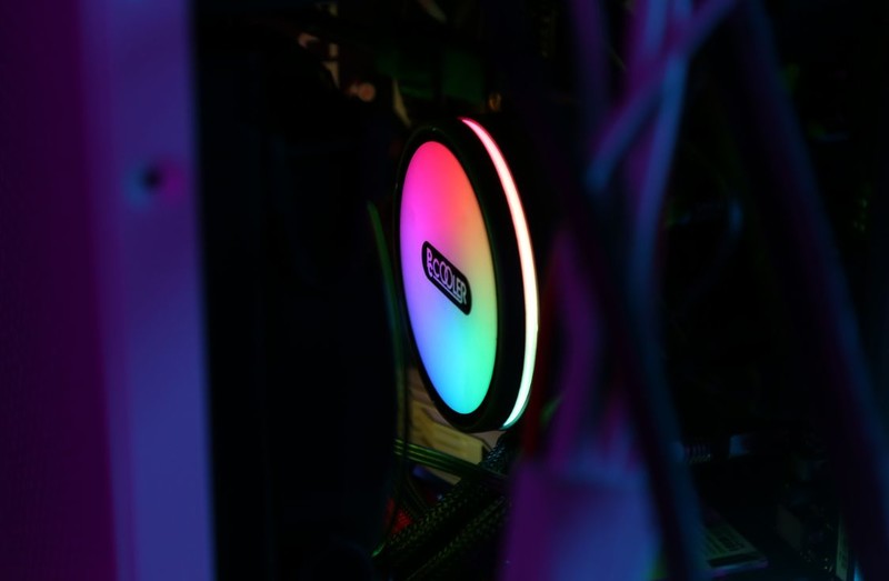 打死不装ITX主机的我再次入坑，装个高颜值RTX3070小钢炮