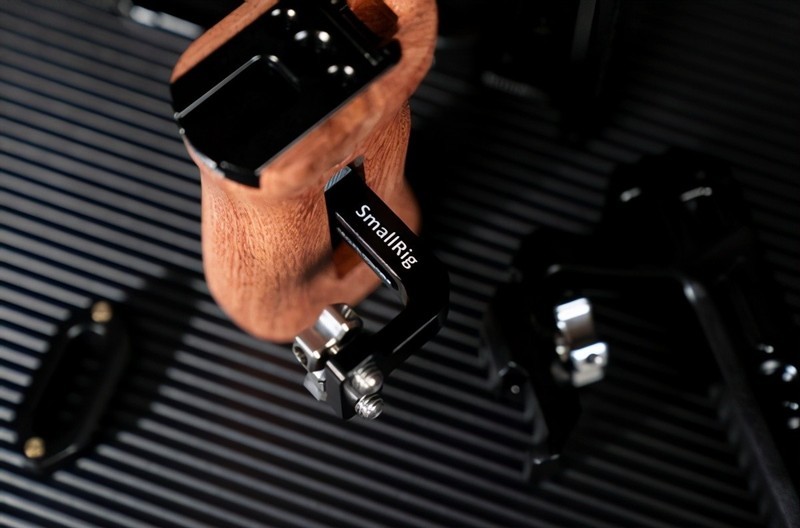 视频刚需配件，给金贵的A7R4上个保护罩！SmallRig斯莫格兔笼套装上手体验