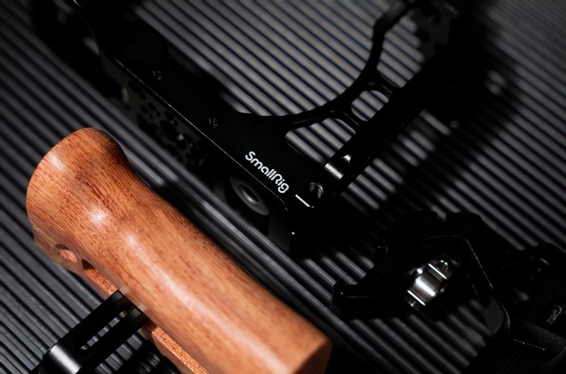 视频刚需配件，给金贵的A7R4上个保护罩！SmallRig斯莫格兔笼套装上手体验