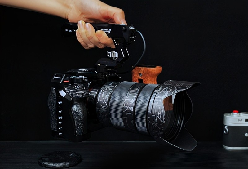 视频刚需配件，给金贵的A7R4上个保护罩！SmallRig斯莫格兔笼套装上手体验