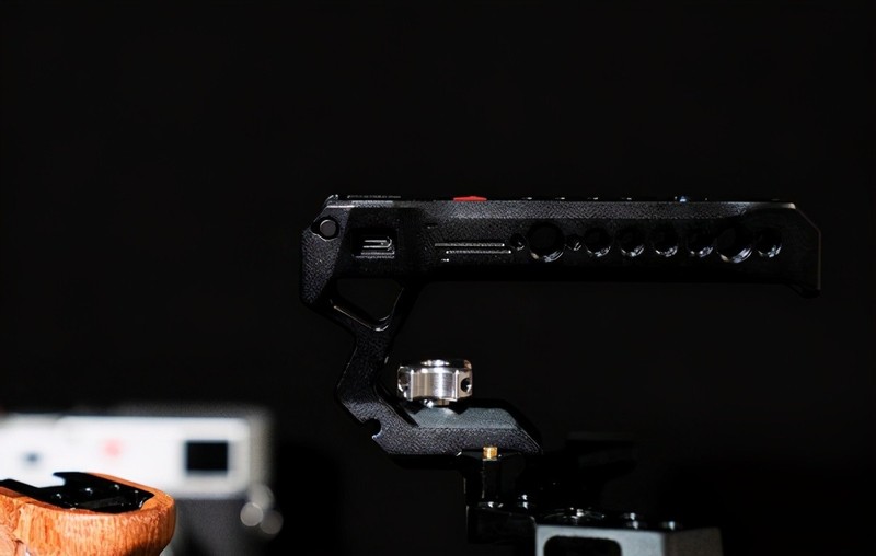 视频刚需配件，给金贵的A7R4上个保护罩！SmallRig斯莫格兔笼套装上手体验