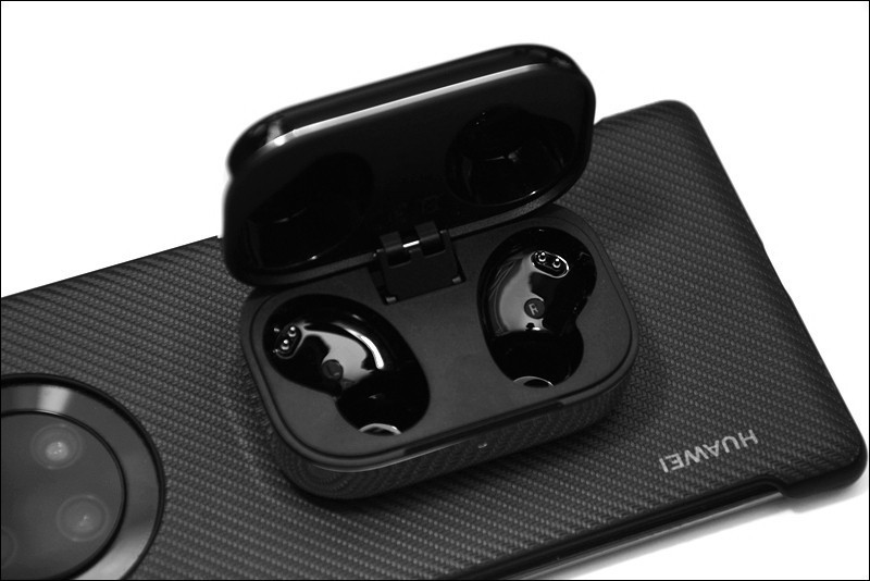 索爱不再是以前的索爱，而诺基亚还在，推出首款圈铁真无线耳机