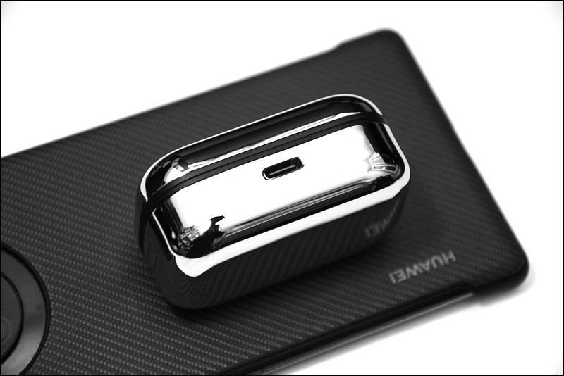 索爱不再是以前的索爱，而诺基亚还在，推出首款圈铁真无线耳机