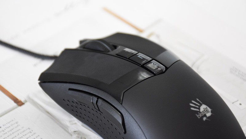 血手幽灵A90 Max电竞鼠标：幽灵血手 电竞之魂