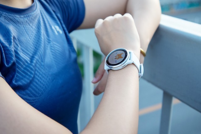 女孩子也有精致专业的运动智能手表，佳明Venu2S上手体验