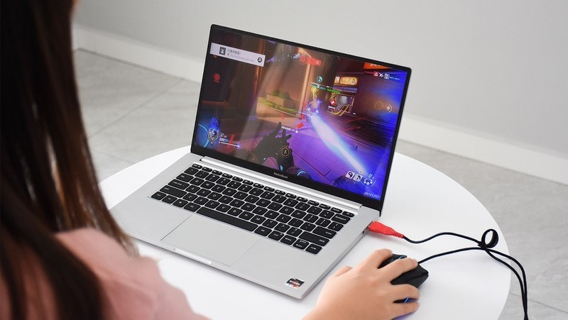 血手幽灵A90 Max电竞鼠标：幽灵血手 电竞之魂