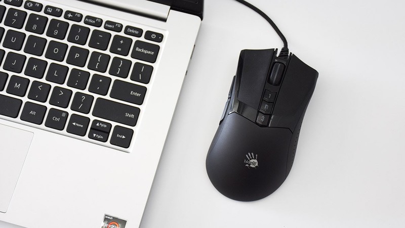 血手幽灵A90 Max电竞鼠标：幽灵血手 电竞之魂