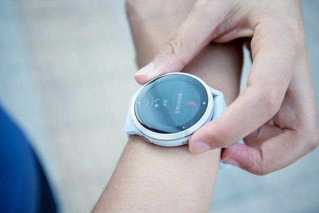 女孩子也有精致专业的运动智能手表，佳明Venu2S上手体验