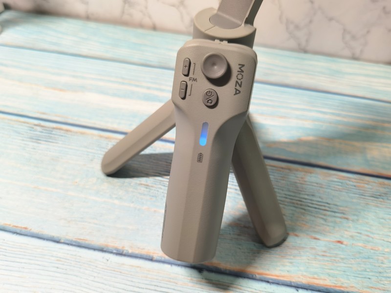 魔爪Mini MX打破底价，让你百元也可体验手持云台