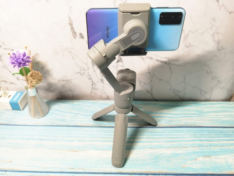 魔爪Mini MX打破底价，让你百元也可体验手持云台