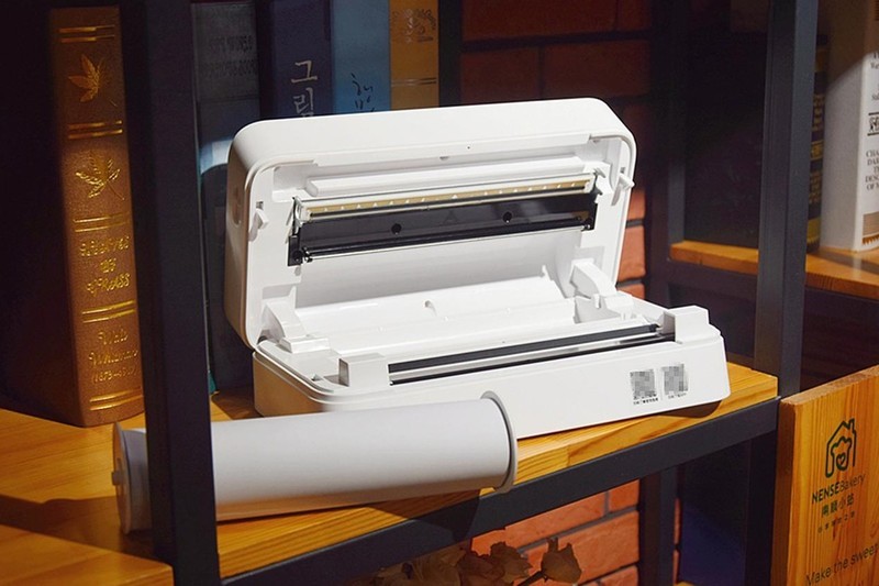 喵喵机家用学习打印机F1评测，免墨且支持有线无线A4打印