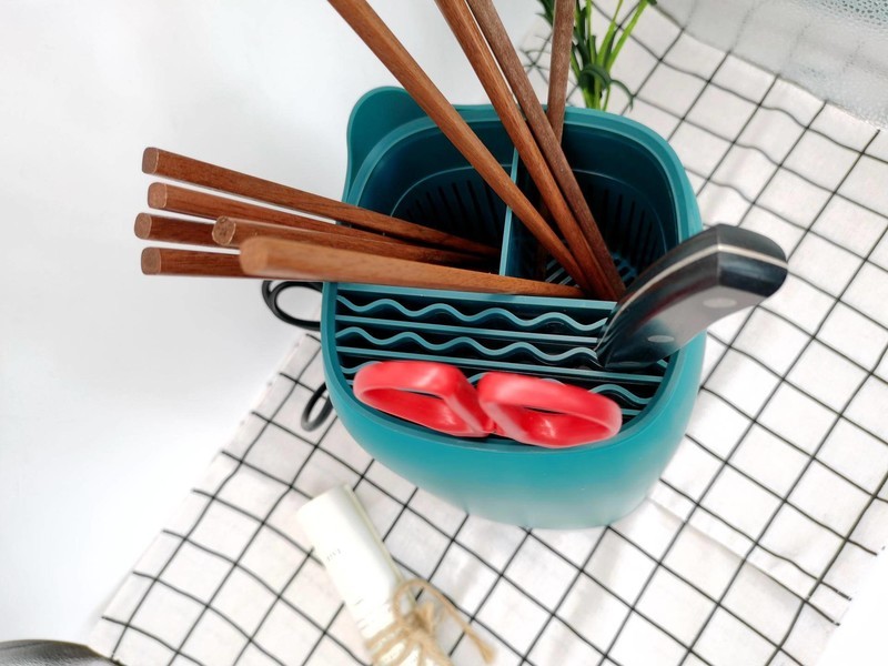 人要吃饭刀要消毒，日子就要过得精致，臻米智能消毒刀架