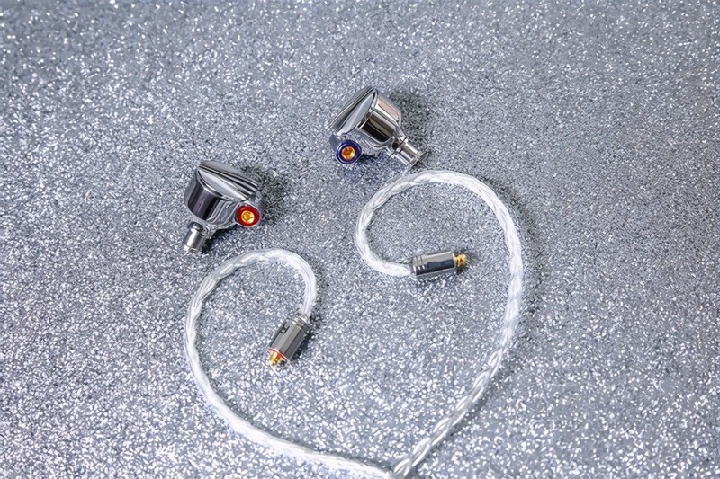 #耳机#单动圈耳塞爆出黑马，飞傲新品旗舰FD5全面评测体验