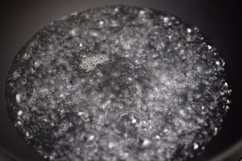 轻质不沾不锈 适合国人的锅具 三禾窒氮轻铁锅