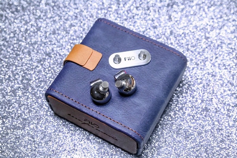 #耳机#单动圈耳塞爆出黑马，飞傲新品旗舰FD5全面评测体验