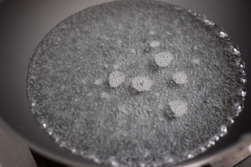 轻质不沾不锈 适合国人的锅具 三禾窒氮轻铁锅