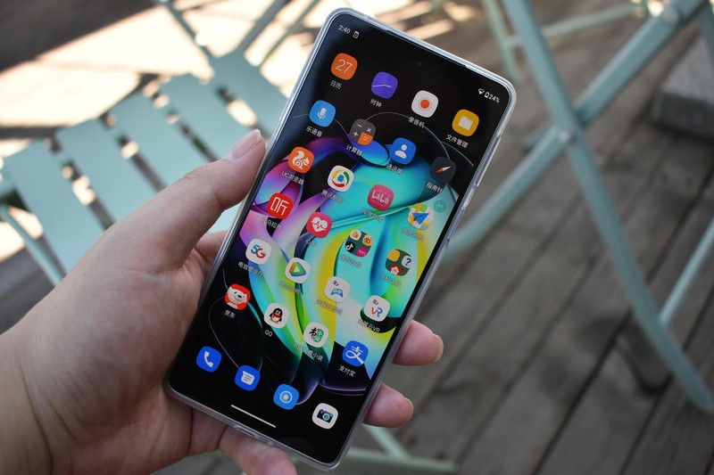 上手机圈“马龙”，六边形战士摩托罗拉edge轻奢版，有多能打？