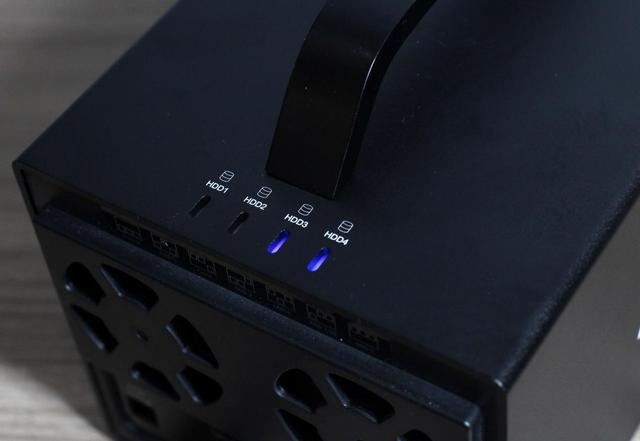 麦沃K35274D硬盘阵列盒评测：如何打造存储系统？