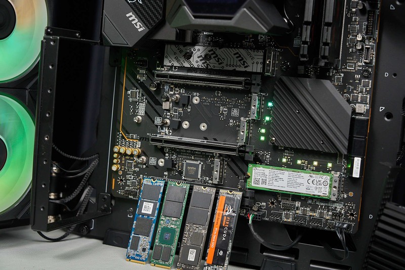 12代酷睿i7-12700K首测，恭迎龙王回归，重回性能巅峰