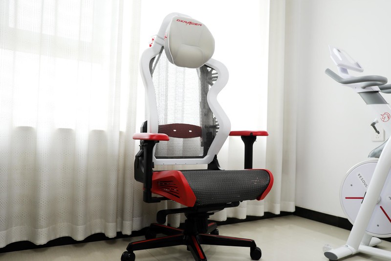 缓解久坐疲劳，从一把迪锐克斯 AIR 人体工学电竞网椅开始
