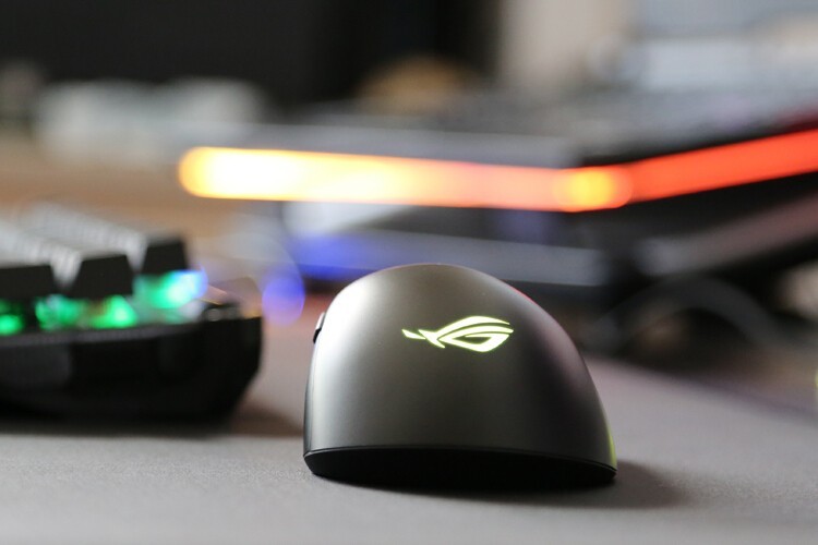 【首发新品】2021最具创新游戏鼠标：ROG战刃3无线版三模式鼠标体验ROG GladiusIII