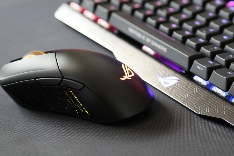 【首发新品】2021最具创新游戏鼠标：ROG战刃3无线版三模式鼠标体验ROG GladiusIII