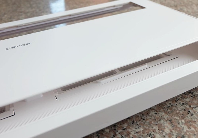 秒出暖风还能除菌 美尔凯特家的美小白给你带来浴室里夏天