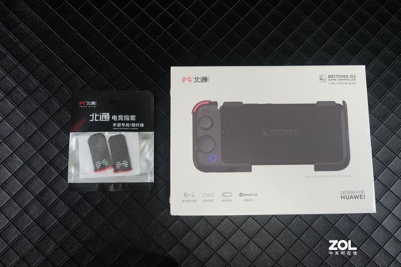 如何让iPhone变为游戏手机？一副手柄或许就能倍增手速
