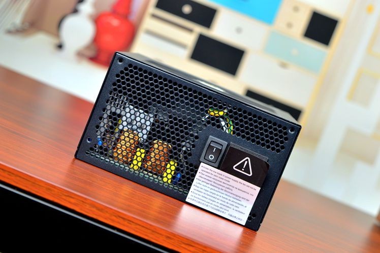 攒机之道，贵在均衡，骨伽850W金牌全模组电源装机