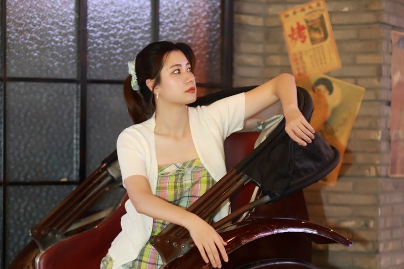 黄包车（后半用闪灯）