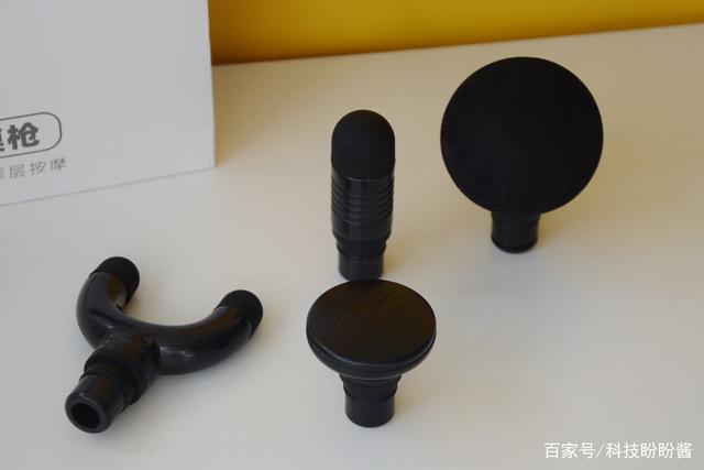 菠萝君BOOSTER MINI 2智能筋膜枪，拯救肩颈酸疼，肌肉酸胀等问题