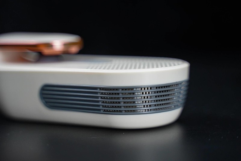 除味效果明显，还有杀菌的功效，体验摩飞冰箱除味器