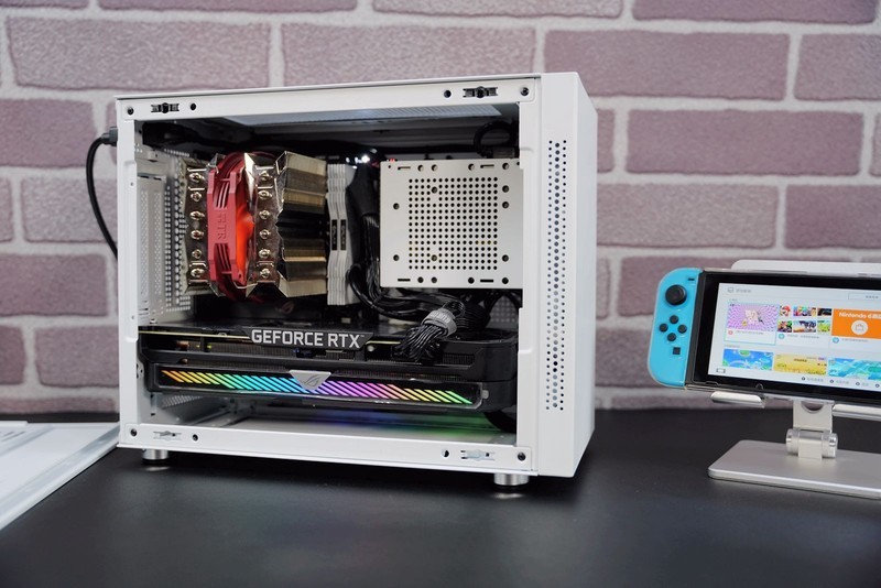 顶风做业？多图预警纯手工打造万元小钢炮装机分享