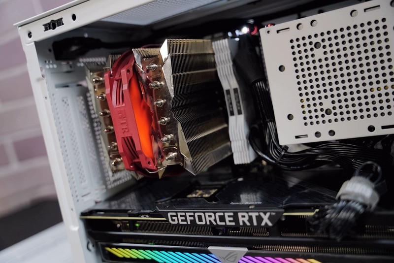 顶风做业？多图预警纯手工打造万元小钢炮装机分享