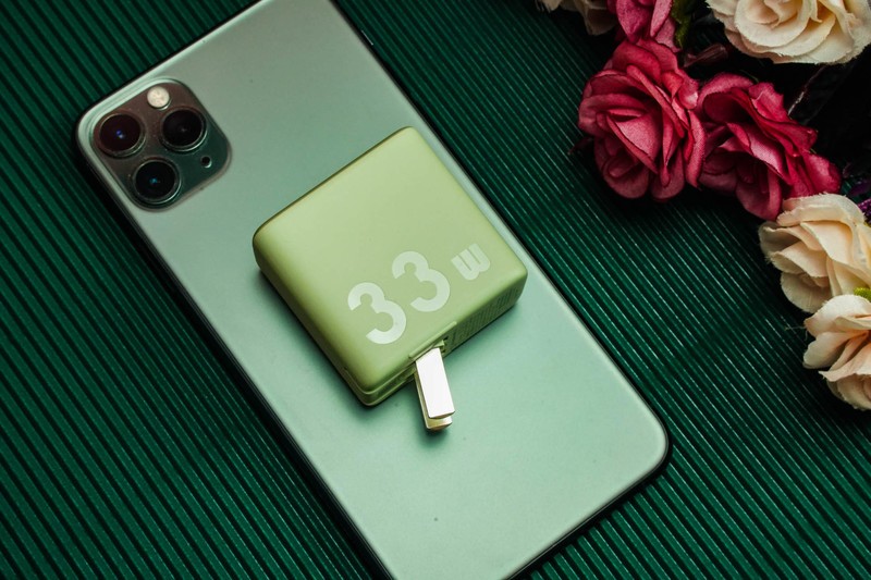 要I N S颜值，还要一专多能，紫米充电头满足当下需